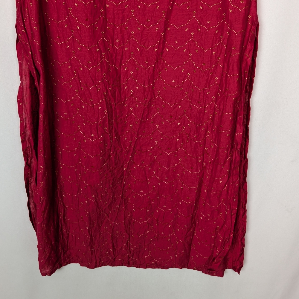 Red Sleeveless Dress - Picture 9 of 12